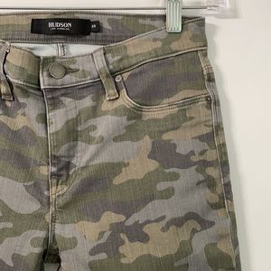 Like New Hudson Jeans Women's Size 25 Nico Super Skinny Cropped Camo Leggings